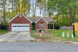 3135 Avalon Walk Dr, Lawrenceville, GA 30044 - Photo 2