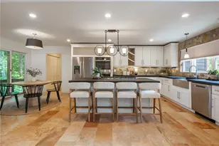 884 Oakhaven Dr, Roswell, GA 30075 - Photo 2