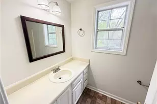 5073 Farm Valley Dr NE, Woodstock, GA 30188 - Photo 16