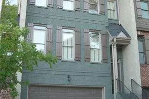 17 Oakhurst Common Dr, Decatur, GA 30030 - Photo 1