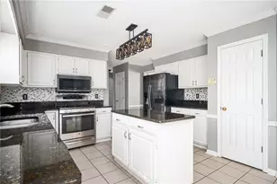 1427 Fenwick Dr SW, Marietta, GA 30064 - Photo 14