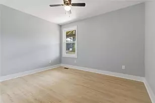 158 Grant St, Fairburn, GA 30213 - Photo 10