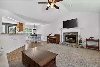 35 Meadowbridge Drive SW, Cartersville, GA 30120 - Photo 10