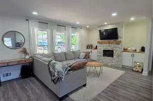150 Sims St, Winder, GA 30680 - Photo 12