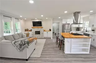 150 Sims St, Winder, GA 30680 - Photo 4