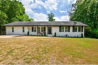 150 Sims Street, Winder, GA 30680 - Photo 8