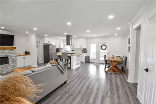 150 Sims St, Winder, GA 30680 - Photo 10