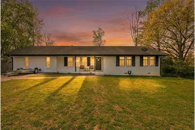 150 Sims Street, Winder, GA 30680 - Photo 1