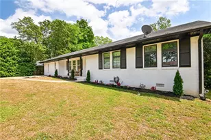 150 Sims St, Winder, GA 30680 - Photo 2