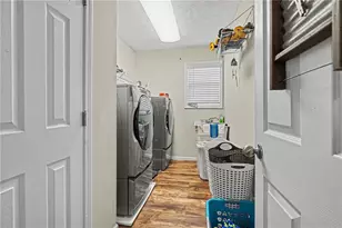 1405 Shiloh Oaks Dr, Loganville, GA 30052 - Photo 18