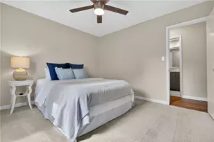 825 Lake Forest Cir, Roswell, GA 30076 - Photo 32