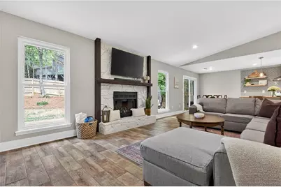 825 Lake Forest Circle, Roswell, GA 30076 - Photo 6