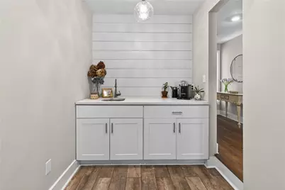 825 Lake Forest Circle, Roswell, GA 30076 - Photo 10