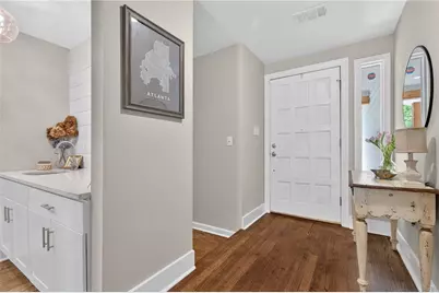 825 Lake Forest Circle, Roswell, GA 30076 - Photo 4