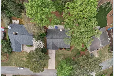 825 Lake Forest Circle, Roswell, GA 30076 - Photo 48