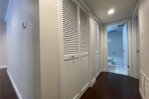 138 Woodmere Square NW, Atlanta, GA 30327 - Photo 6