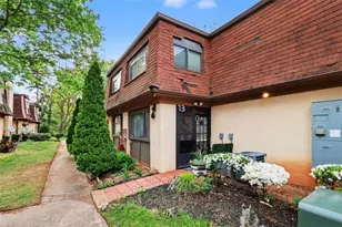 73 Place Fontaine, Lithonia, GA 30038 - Photo 2