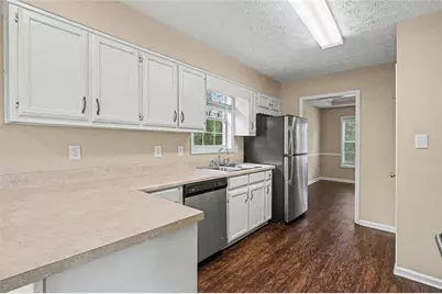 4615 Wheeler Creek Drive, Hoschton, GA 30548 - Photo 4