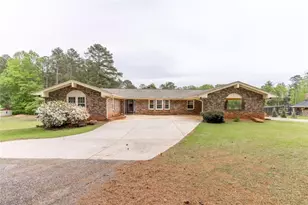 938 Swan Lake Rd, Stockbridge, GA 30281 - Photo 1
