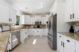 505 Starmist Ct, Loganville, GA 30052 - Photo 14