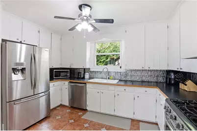 665 Iroquois Drive NE, Marietta, GA 30060 - Photo 8