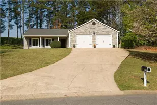908 River Rock Dr, Woodstock, GA 30188 - Photo 2