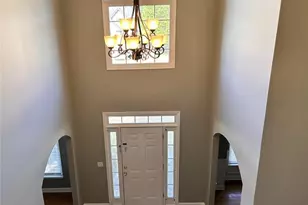 337 Vista Lake Dr, Suwanee, GA 30024 - Photo 2