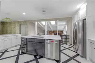 490 Maple St, Cornelia, GA 30531 - Photo 14