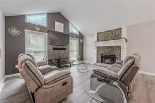 2340 Danielle Ct, Marietta, GA 30062 - Photo 6