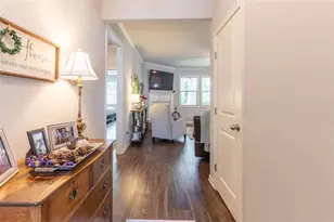 1079 Kingswood Wy, Hoschton, GA 30548 - Photo 4