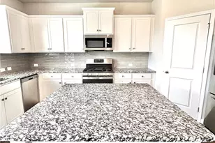 6085 Bay Pt Cv, Flowery Branch, GA 30542 - Photo 6