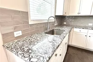 6085 Bay Pt Cv, Flowery Branch, GA 30542 - Photo 8