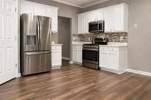 5695 Carrington Pl, Cumming, GA 30040 - Photo 14