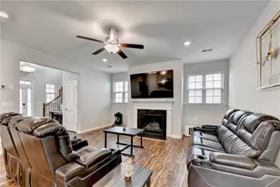 3385 Oxford Park Ln, Cumming, GA 30040 - Photo 8