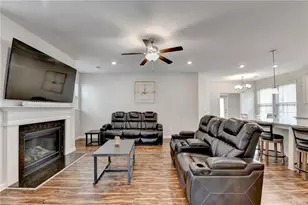 3385 Oxford Park Ln, Cumming, GA 30040 - Photo 4