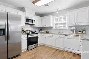 368 Shadowbrooke Cir SW, Loganville, GA 30052 - Photo 6