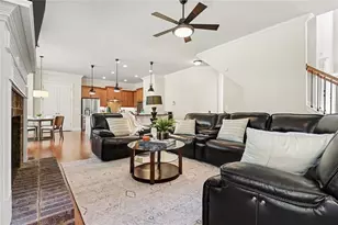 10130 Peaks Pkwy, Milton, GA 30004 - Photo 12