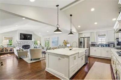 4590 Dalmer Road, Atlanta, GA 30342 - Photo 10