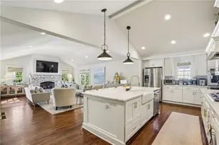 4590 Dalmer Rd, Atlanta, GA 30342 - Photo 10