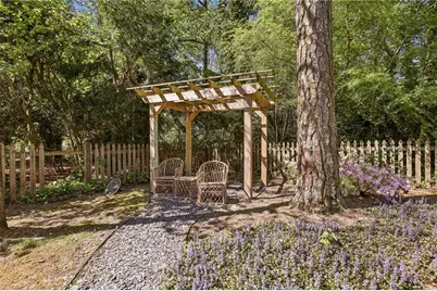 4590 Dalmer Road, Atlanta, GA 30342 - Photo 36