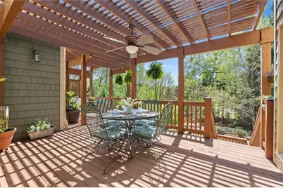 1146 Bluffhaven Way, Brookhaven, GA 30319 - Photo 18