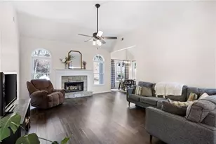 717 Golf Crest Dr, Acworth, GA 30101 - Photo 6