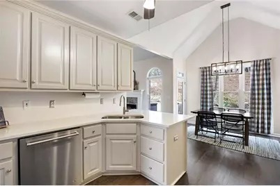 717 Golf Crest Drive, Acworth, GA 30101 - Photo 14