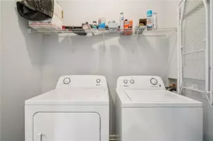 2147 Del Lago Cir, Kennesaw, GA 30152 - Photo 10