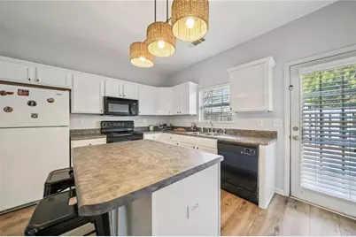 2147 Del Lago Circle #12, Kennesaw, GA 30152 - Photo 8