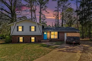 8778 Homewood Ct, Riverdale, GA 30274 - Photo 2