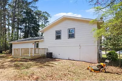 8778 Homewood Court, Riverdale, GA 30274 - Photo 22