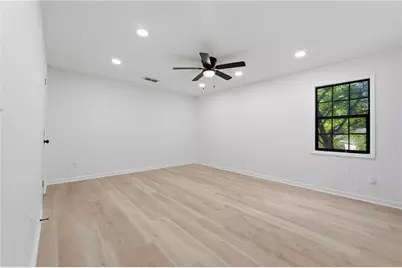 5456 Forest Pines Drive, Lithonia, GA 30058 - Photo 12