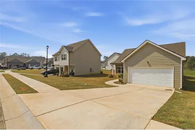 216 Venture Drive, Jackson, GA 30233 - Photo 2