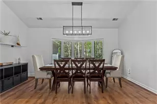 245 E Creek Cir, Roswell, GA 30076 - Photo 16